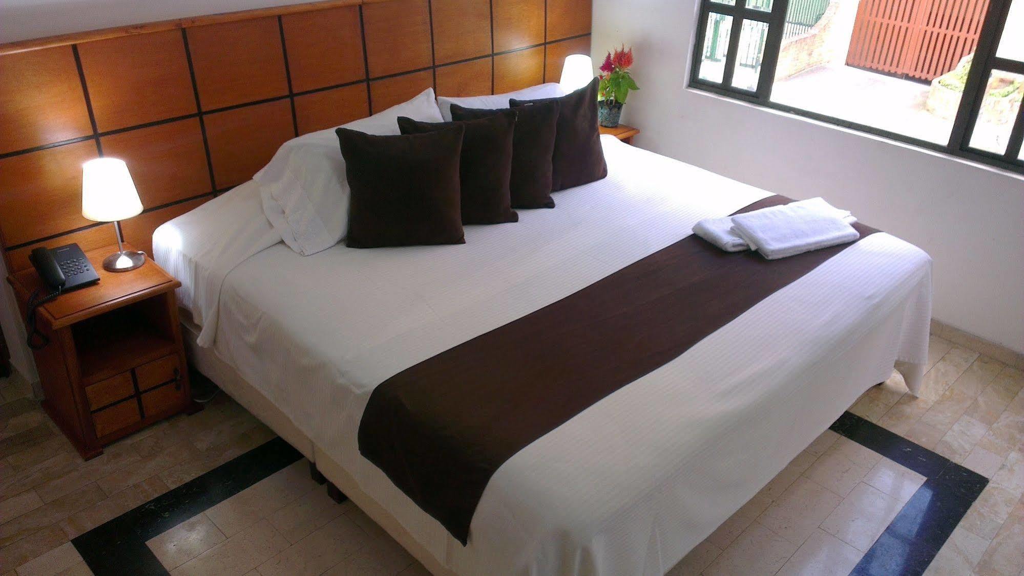 Hotel Embajada Real بوغوتا المظهر الخارجي الصورة